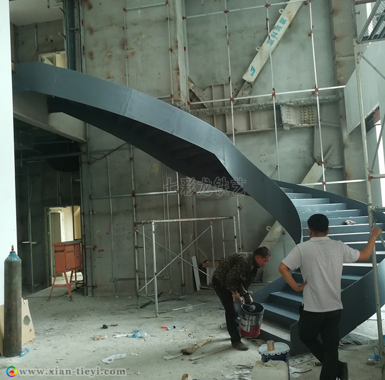 钢结构板式旋转楼梯金潘五星级酒店项目