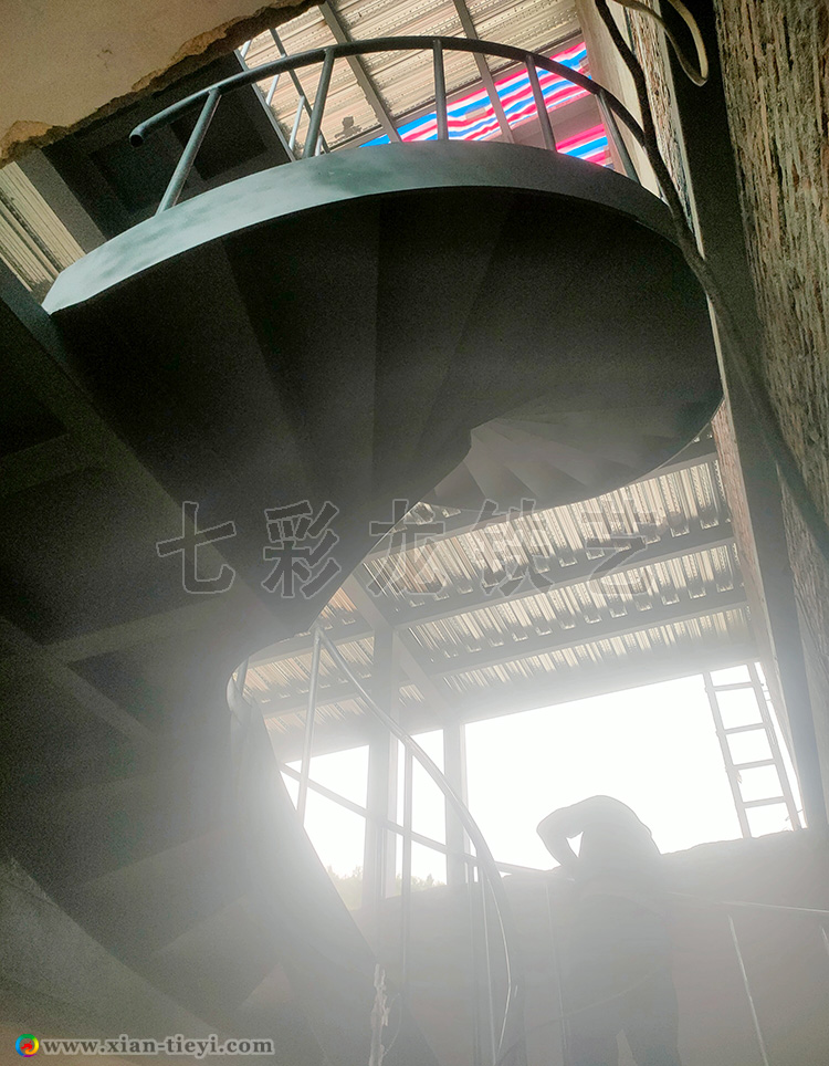 叶家坡钢结构板式螺旋梯_2