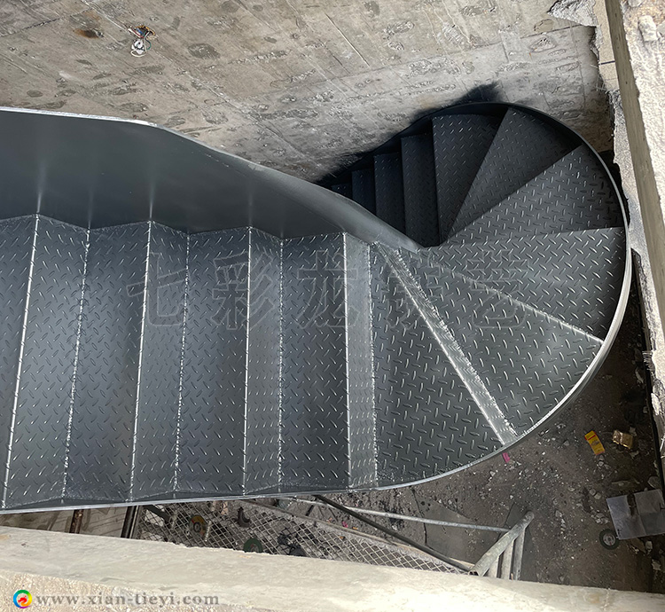 铜川市锦唐府钢结构旋转楼梯_4