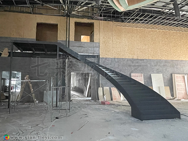 大荔村北大酒店旋转楼梯_1