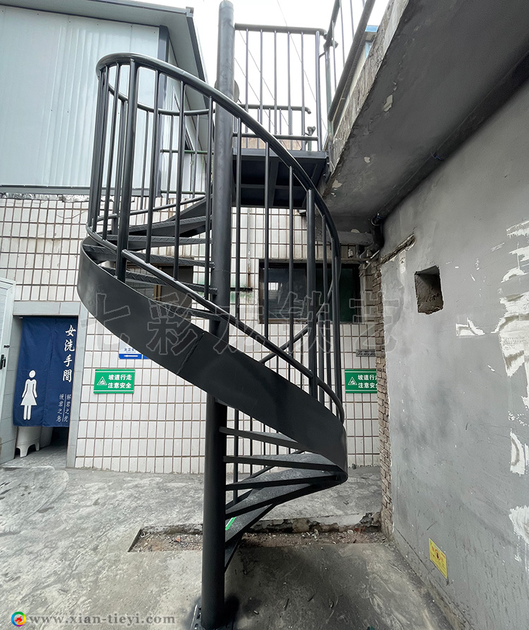 灞桥整骨医院旋转楼梯_4